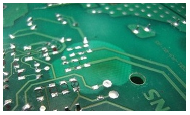 為什么PCB在回流焊時(shí)會(huì)分層 為什么PCB在回流焊時(shí)會(huì)分層